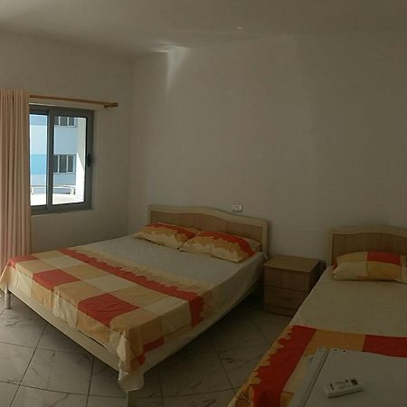 Hotel Kaqaniku Shëngjin Екстериор снимка