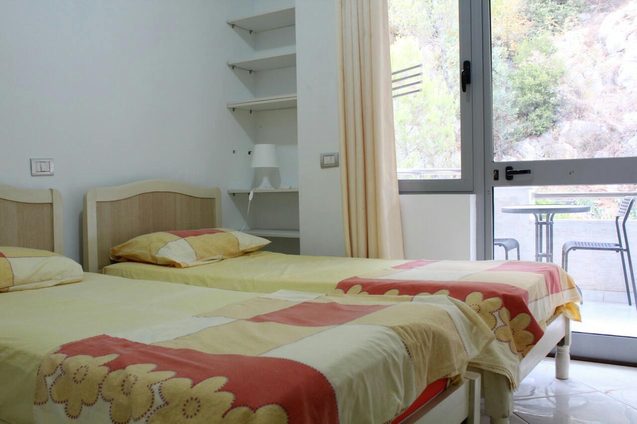 Hotel Kaqaniku Shëngjin Екстериор снимка