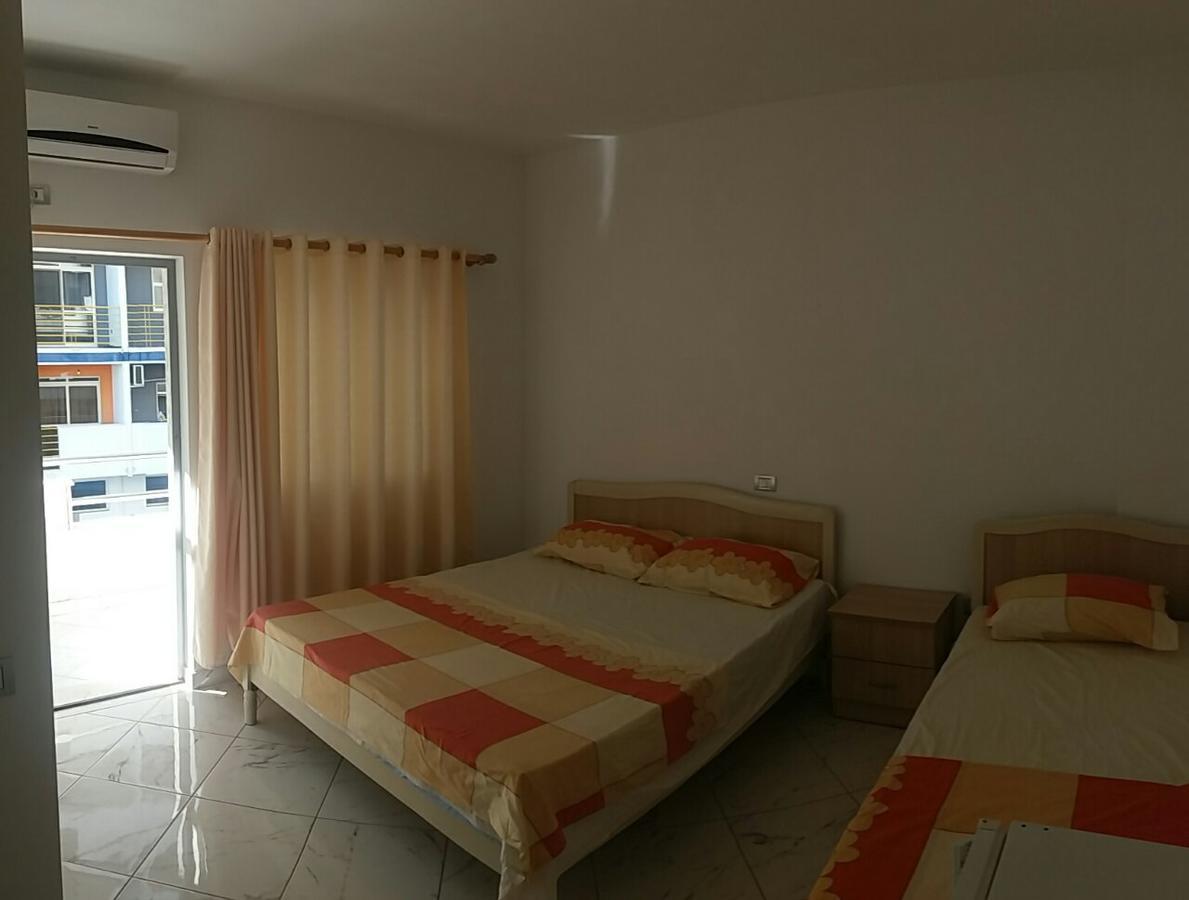 Hotel Kaqaniku Shëngjin Екстериор снимка