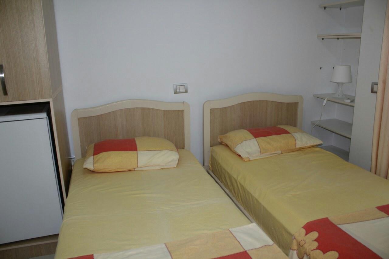 Hotel Kaqaniku Shëngjin Екстериор снимка