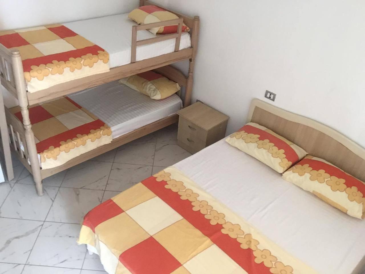 Hotel Kaqaniku Shëngjin Екстериор снимка